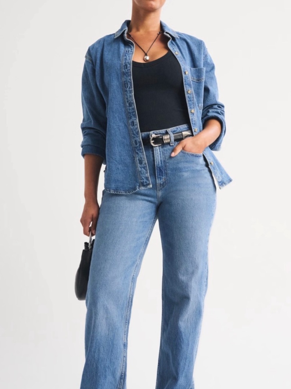 Abercrombie & Fitch Women's Straight Leg Jeans - Light Blue Denim